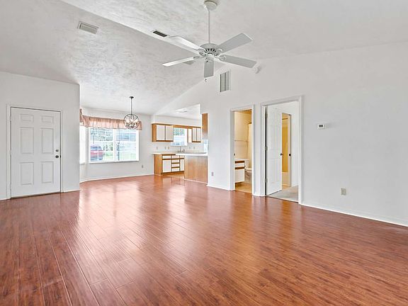 5th image of 113 SE Claudia Way