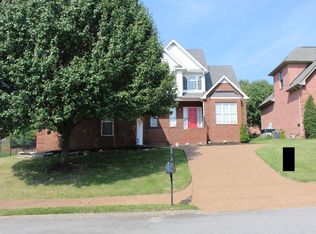 1041 Mansker Farms Blvd, Hendersonville, TN 37075