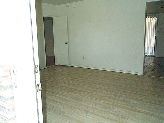 3rd image of 2569 S James Dr