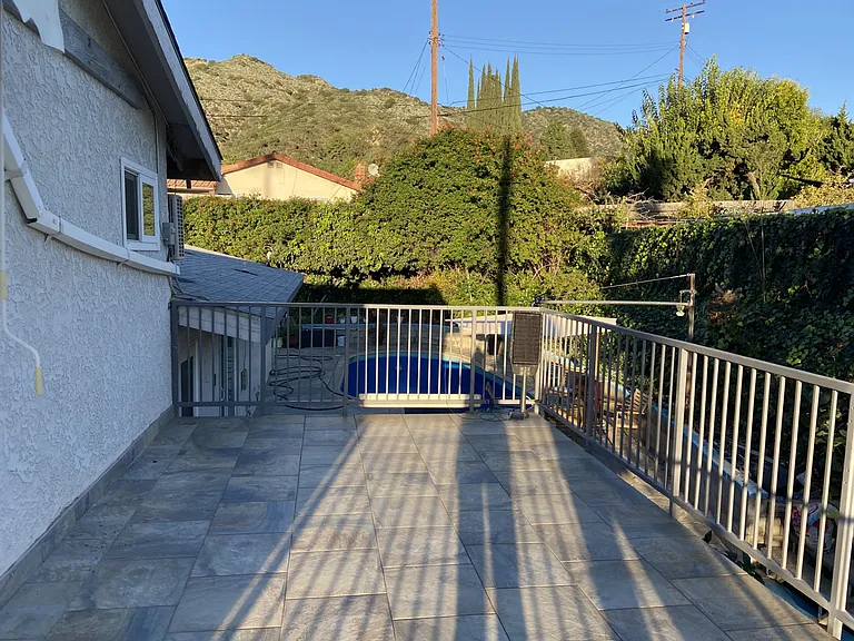 1502 N Hilltop Dr — Photo 8