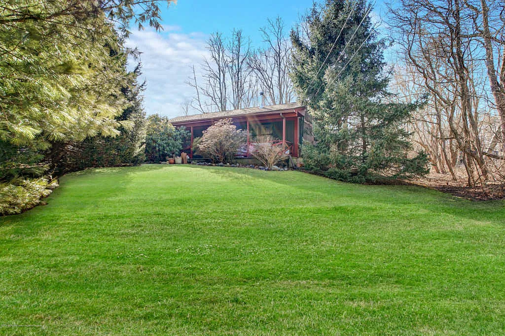 270 Chandler Rd photo 1