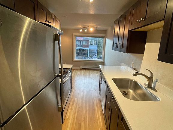 4th image of 744 Belmont Pl E APT 104