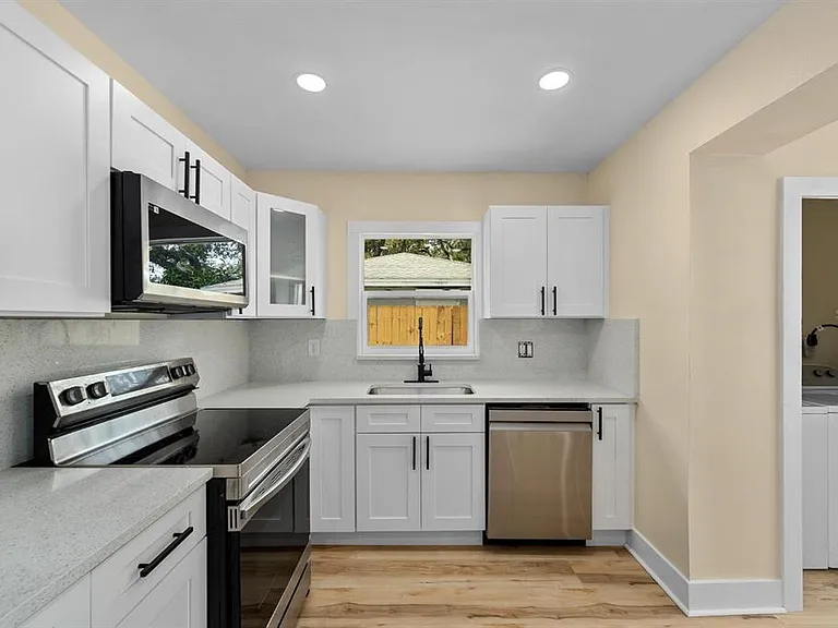 10707 N Rome Ave — Photo 28