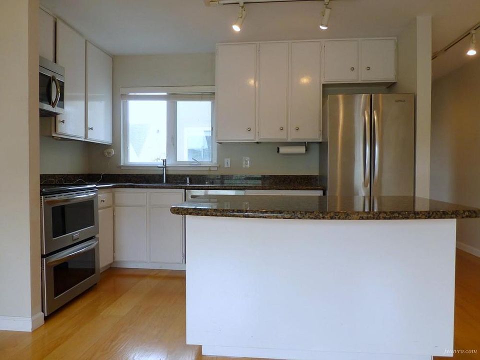 1st image of 2025 Broderick St APT 8