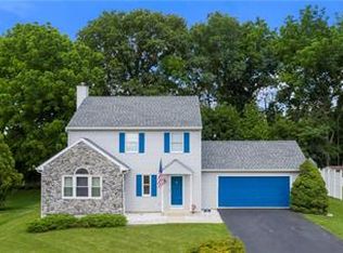 206 Longleaf Dr, Blandon, PA 19510