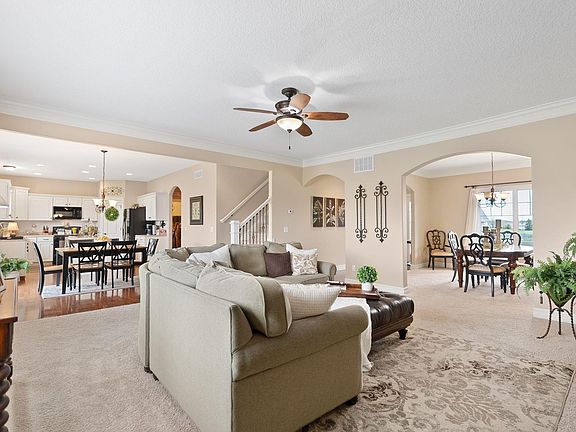 5th image of 2206 Cerreia Way