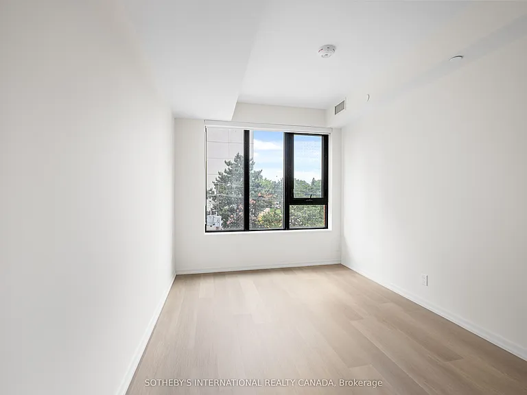 109 Erskine Ave #303 — Photo 11