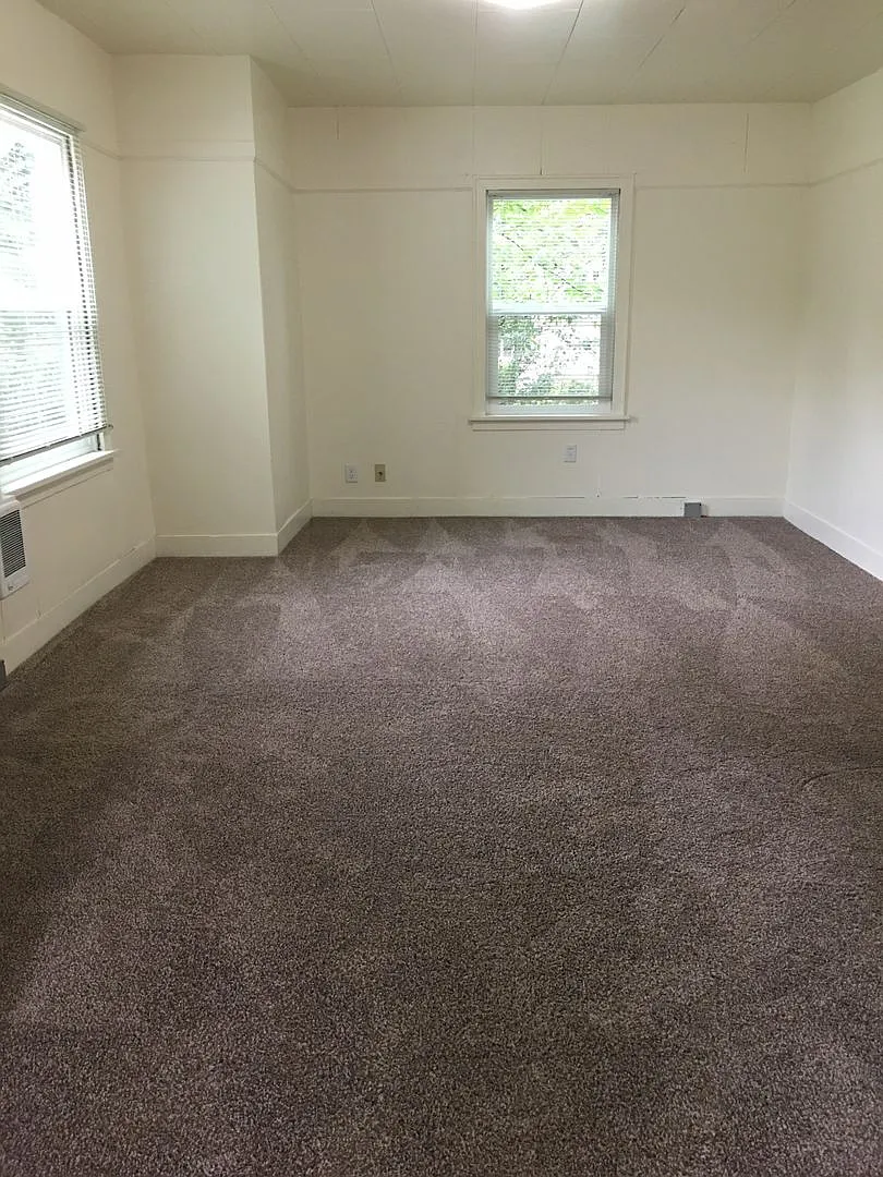 Charming Campus House - Updated Last Year! — Photo 2