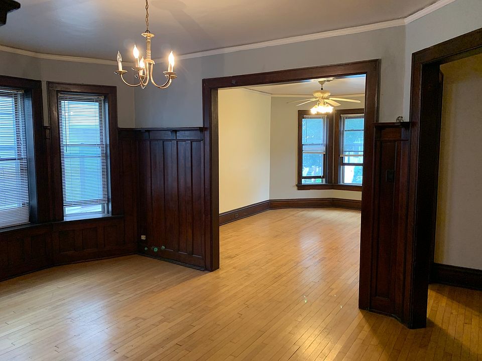 1st image of 1838 N Oakland Ave APT 1