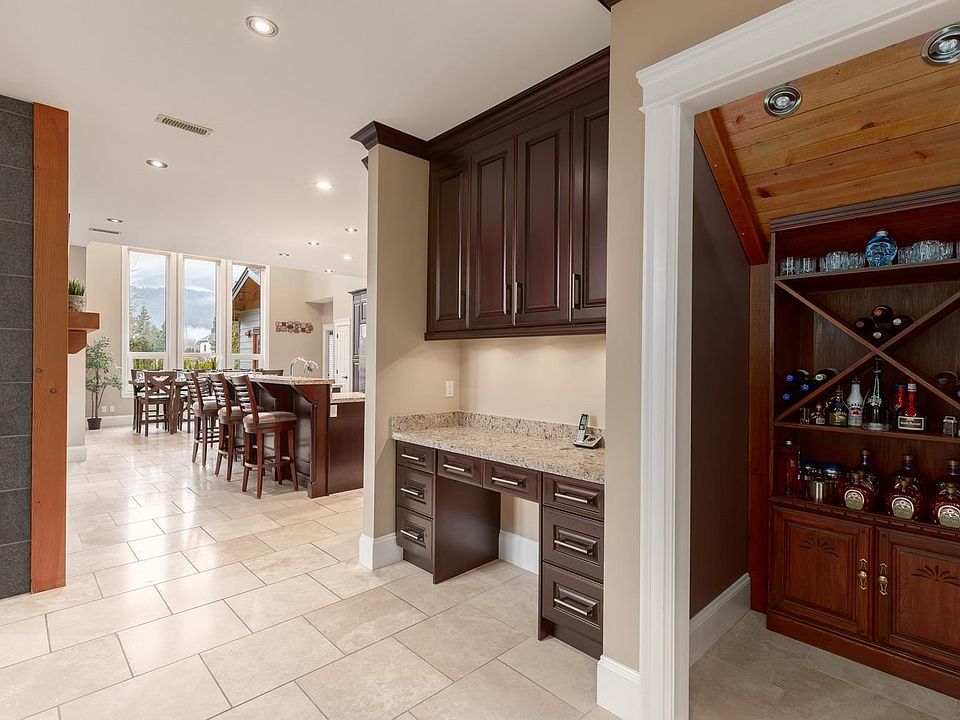 40211 Garibaldi Way, Squamish, BC V8B 0G2 MLS R2783755 Zillow