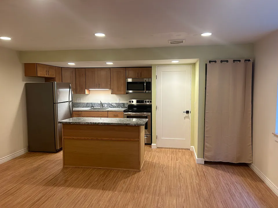 708 E Baseline Rd #2