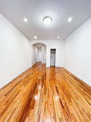 Rented by Urban Real Estate Inc | media 39