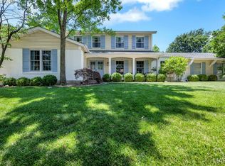 1949 Lanchester Ct, Chesterfield, MO 63017