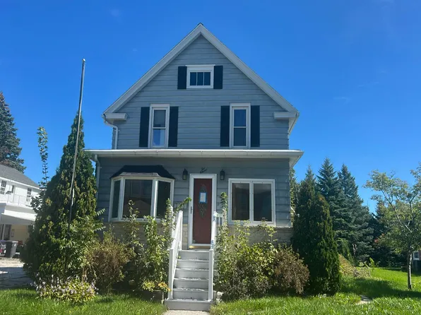 211 Selma St, Plymouth, WI 53073