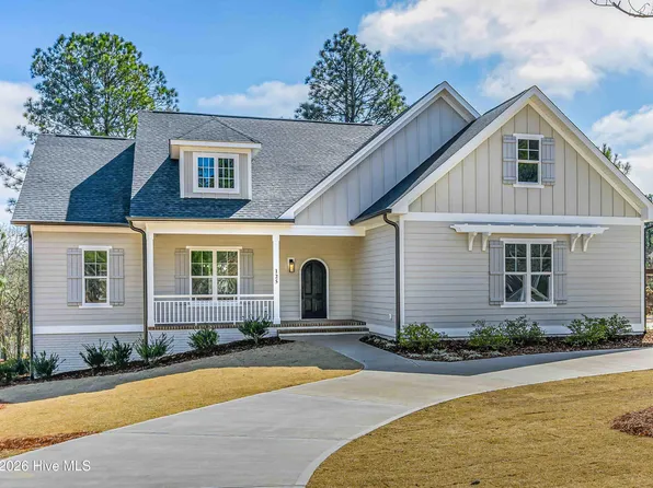 125 Longleaf Drive, Seven Lakes, NC 27376