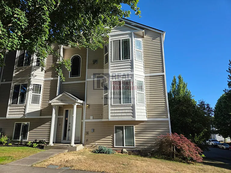 8431 13th Ave SE — Photo 4