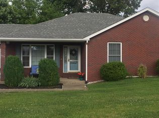 551 Charlemagne Blvd, Elizabethtown, KY 42701