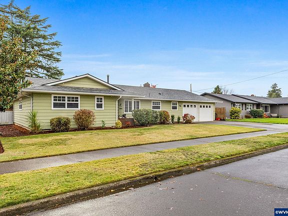4th image of 1538 Mistwood Dr NE