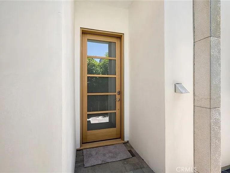 13908 Collins St #13908 — Photo 2