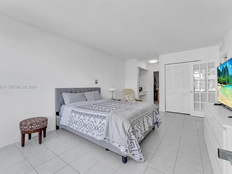 2500 Parkview Dr #1418 — Photo 11