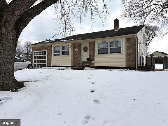 5th image of 411 Greenview Rd