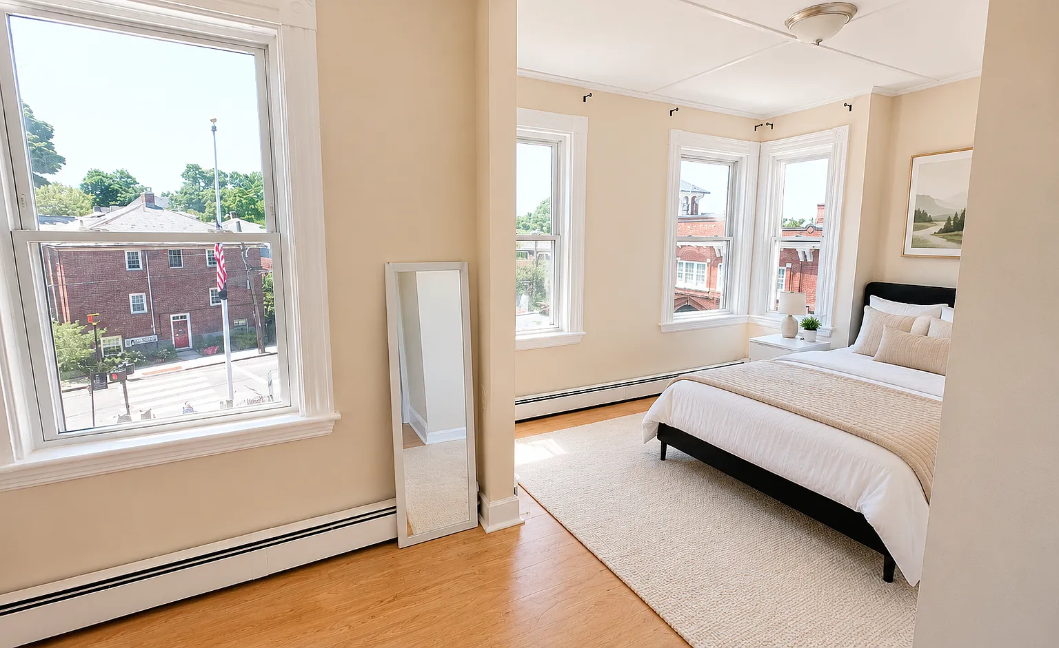 3 bed, 1150 sqft, $3,300 — Photo 2