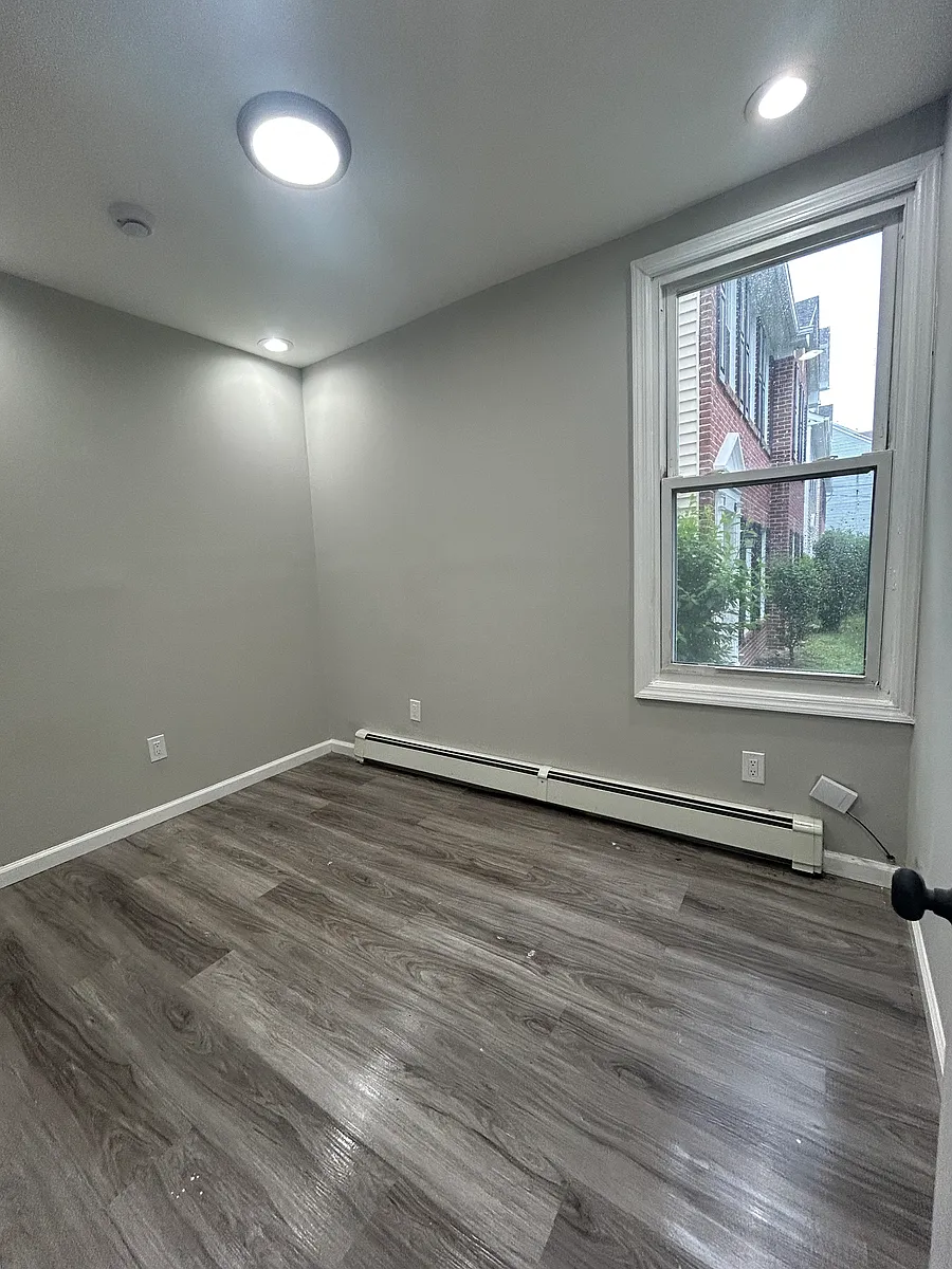Building Photo - 43 Garfield Ave #1A