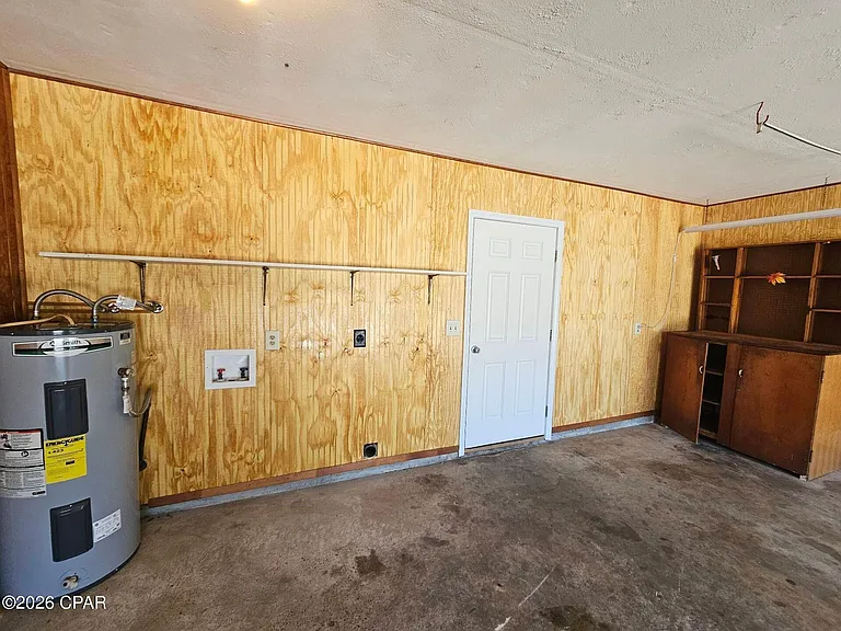 221 Viola Ave — Photo 20