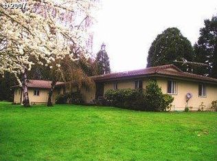 1788 Whistlers Ln, Roseburg, OR 97470