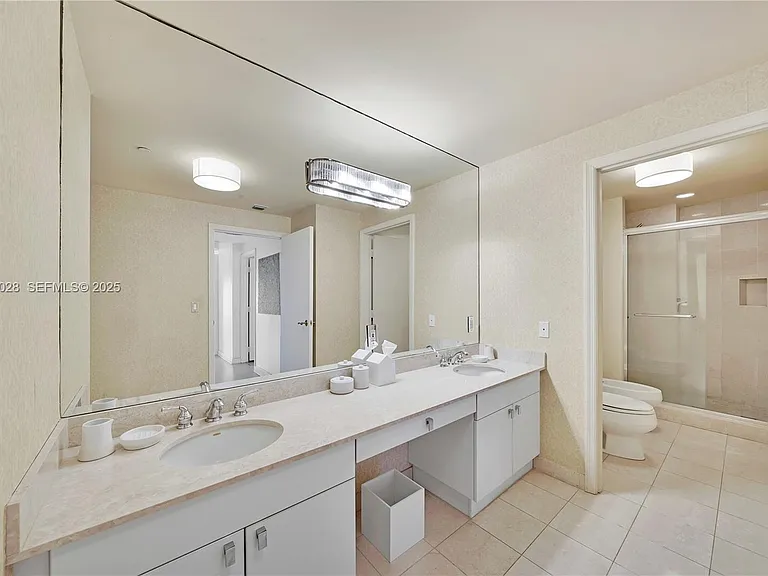 9601 Collins Ave #809 — Photo 15