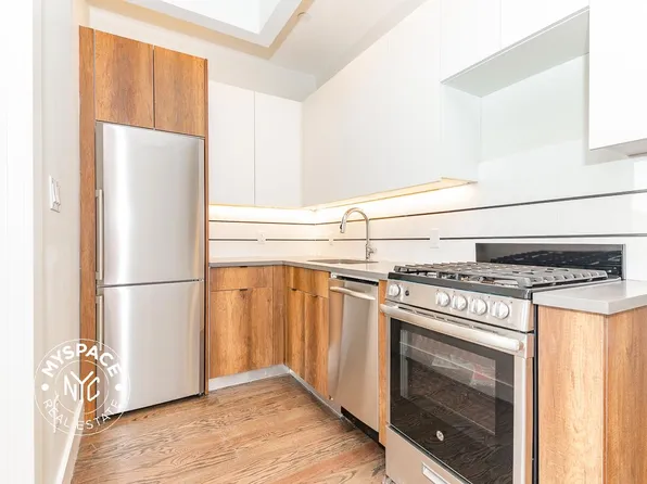 799 Ocean Avenue image 1 of 9