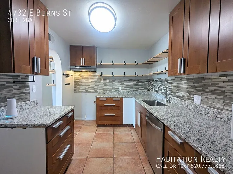 4732 E Burns St — Photo 1