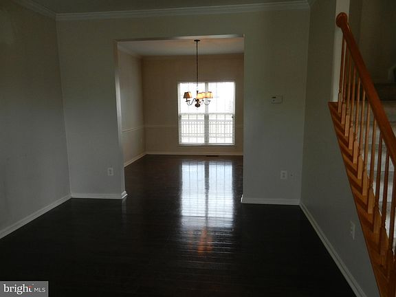 3rd image of 6 Otto Way