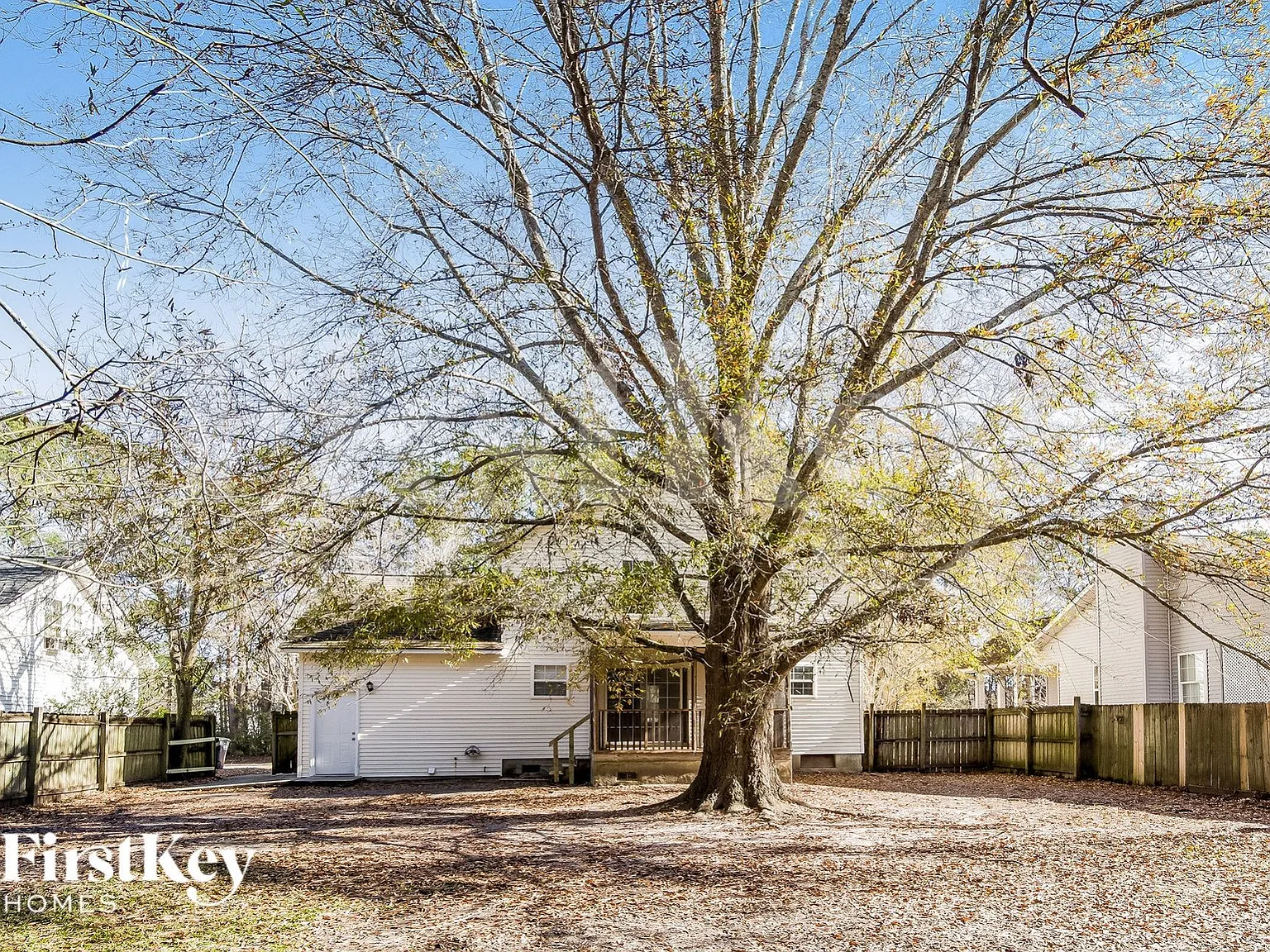 4 bed, 2.5 bath, 1530 sqft, $2,550 — Photo 1