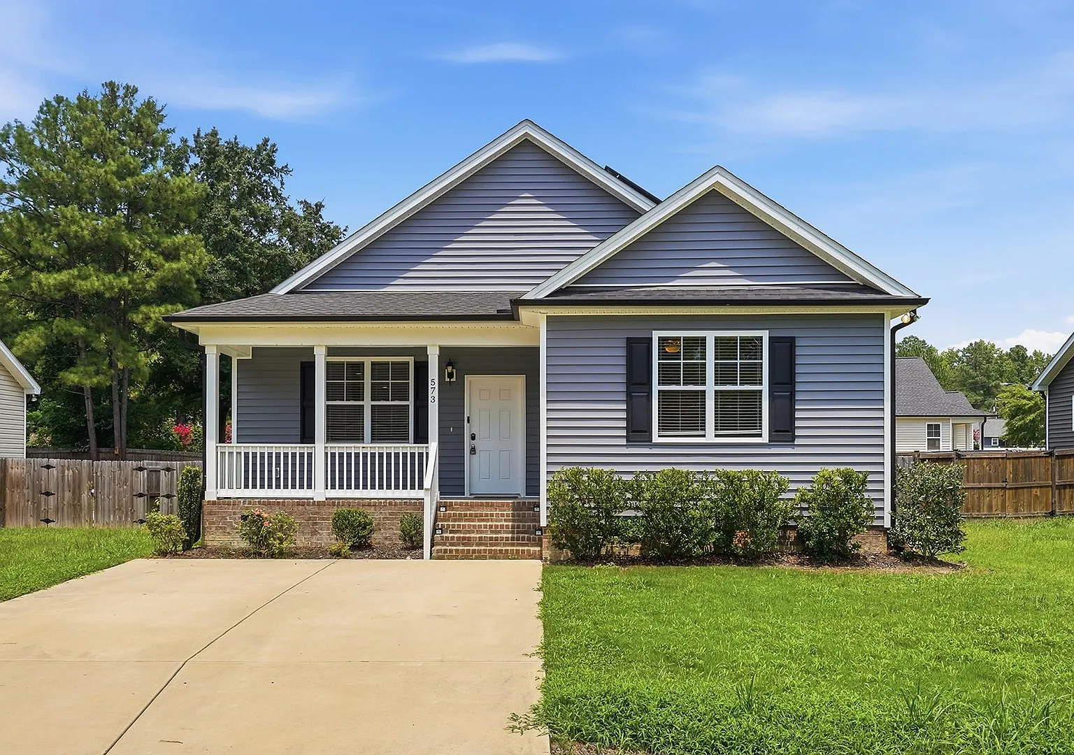 Ranch Home With 3 Bedrooms And 2 Baths-Growing Town Of Angier — Photo 1
