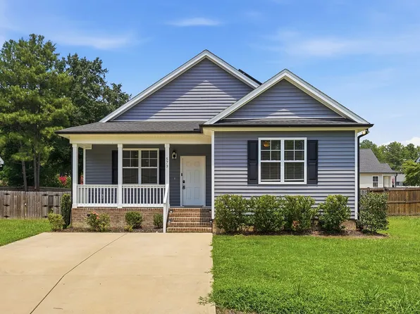 573 Circle Dr, Angier, NC 27501