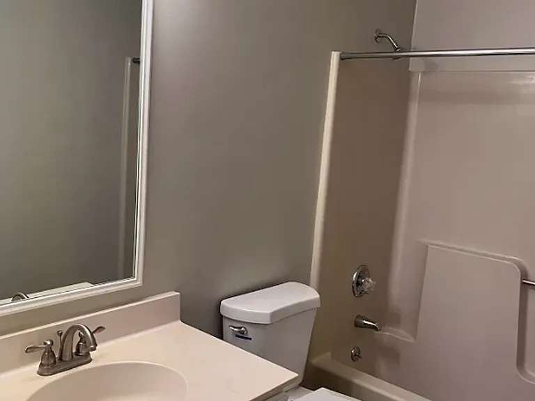 Two bedroom, 1.5 bath condo in High Point--Oakmont Condominiums — Photo 11