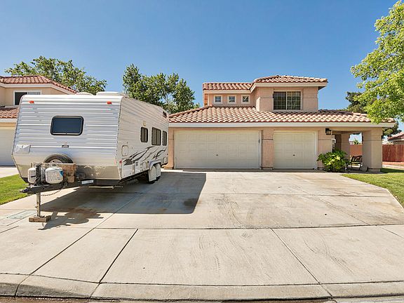 4th image of 6024 Catalina Ln