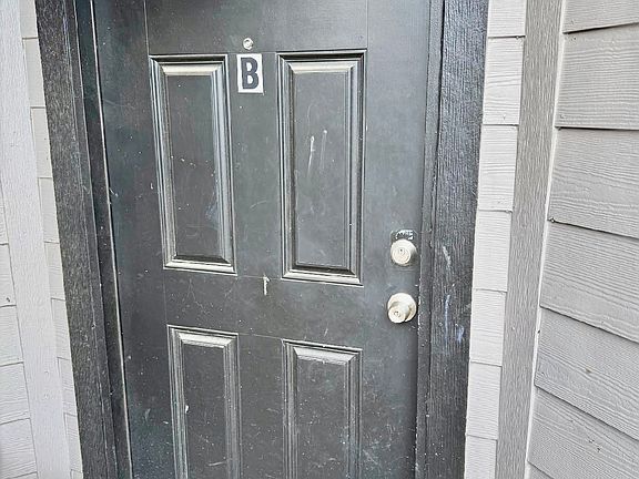 3rd image of 812 S 22nd St