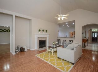 22985 Woodside Estates Ln, Conroe, TX 77385