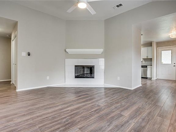 4th image of 2542 Sarita Ct