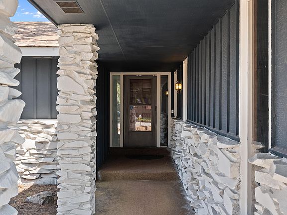 2nd image of 6806 W Johannsen Ave