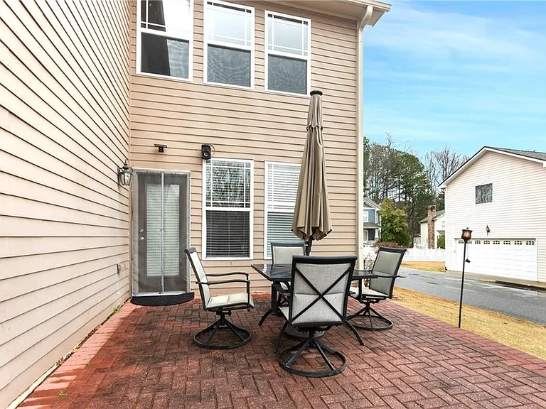 3538 Old Towne Ln — Photo 25