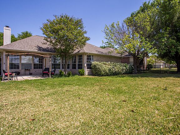 3rd image of 2713 Butler National Dr