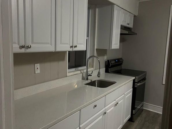 11675 Beechwood St #B