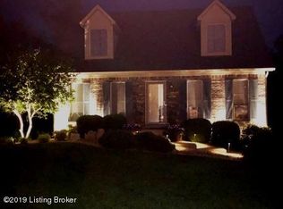 1611 Boxwood Ridge Ct, Simpsonville, KY 40067