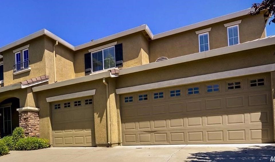 1st image of 707 Farrington Ln
