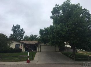 4330 Blueflax Dr, Pueblo, CO 81001
