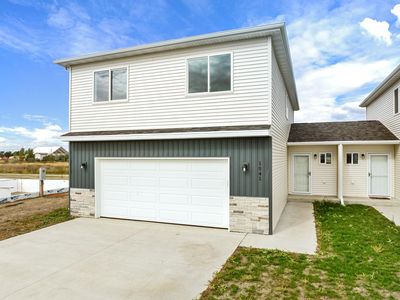 1541 47th Loop SE, Minot, ND, 58701