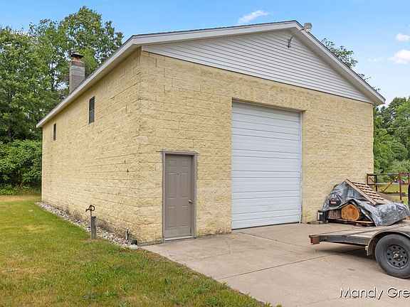 2nd image of 16900 Bass Lake Ave NE
